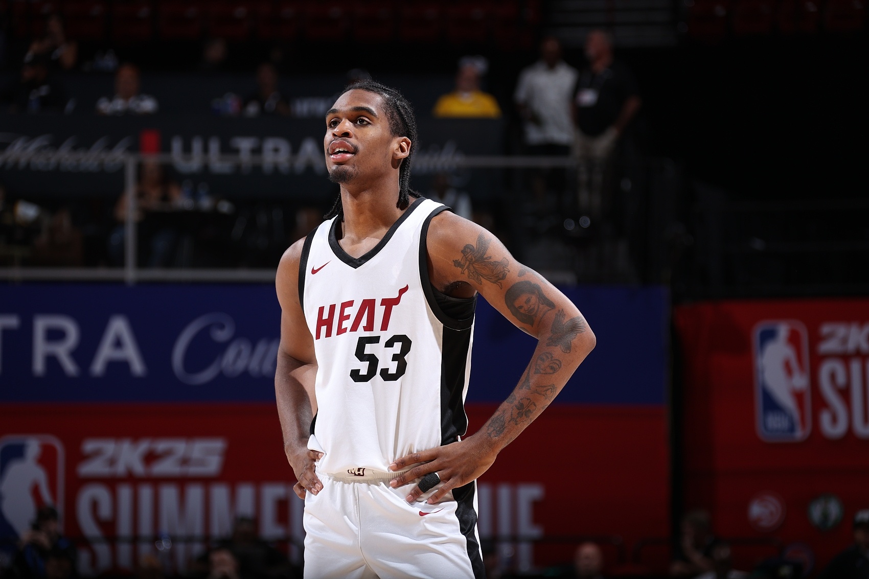 开云体育网页版登录入口-NBA场均6.5分！记者：前火箭&amp;热火球员克里斯托弗自宣加盟深圳